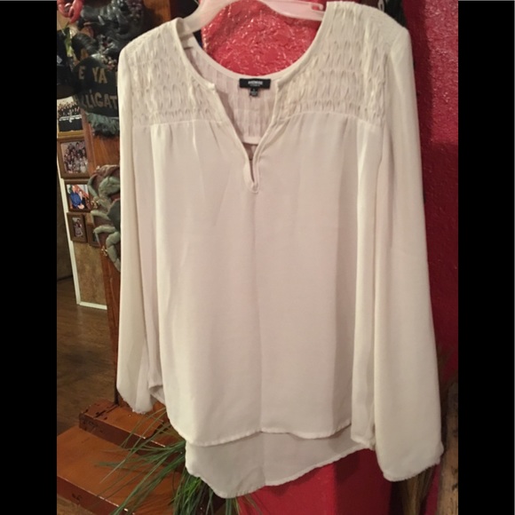 Amazing blouse - Picture 1 of 3